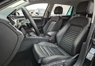 Volkswagen Passat B8 Variant Facelifting 1.5 TSI EVO 150KM 2023 Volkswagen Passat Variant SalonPL Business 1.5TSI 150KM DSG Skora Navi Kam, zdjęcie 10