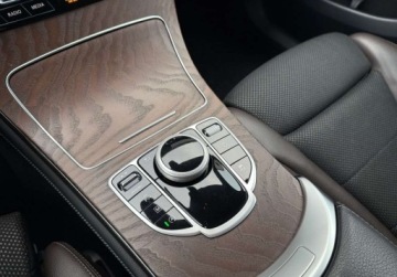 Mercedes GLC C253 SUV 2.1 220 d 170KM 2018 Mercedes-Benz GLC 170KM 4Matic salon Polska serwis kamera 2.1 Diesel 170KM, zdjęcie 16