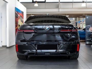 BMW Seria 7 G70 Sedan 3.0 40d 299KM 2026 BMW Seria 7 740d xDrive Sport Sedan 3.0 (299 KM) 2026, zdjęcie 2