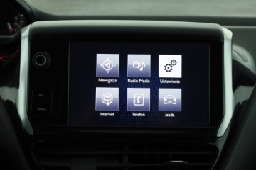 Peugeot 2008 I SUV Facelifting 1.2 PureTech 110KM 2017 Peugeot 2008 1.2 PureTech, Salon Polska, zdjęcie 8