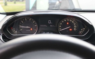 Peugeot 208 I Hatchback 5d Facelifting 1.2 PureTech 82KM 2016 Peugeot 208 Style Niski Przebieg Gwarancja 1.2 Benzyna 82KM, zdjęcie 6