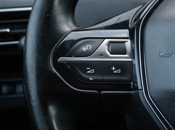 Peugeot 3008 II Crossover 1.6 BlueHDi 120KM 2017 Peugeot 3008 1.6 BlueHDi, Navi, Klima, zdjęcie 16