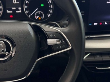 Skoda Octavia IV Kombi 2.0 TDI 115KM 2022 Skoda Octavia Ambition 1 wlasciciel Salon Polska FV 23 gwarancja dost, zdjęcie 20