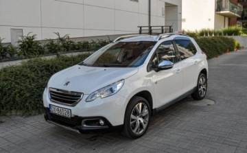 Peugeot 2008 I SUV 1.2 PureTech 110KM 2015 Peugeot 2008 2015 r. 107 tys. km Skory Bezwypadkowy 1.2 Benzyna 110KM