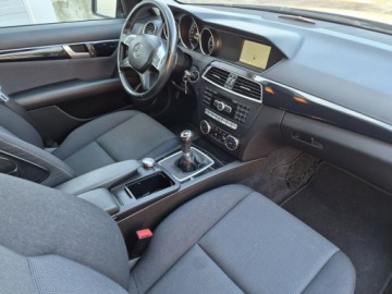 Mercedes Klasa C W204 Kombi T204 1.6 180 K BlueEFFICIENCY 156KM 2012 Mercedes C 180 Benzyna, 156KM, Nawigacja, zdjęcie 18