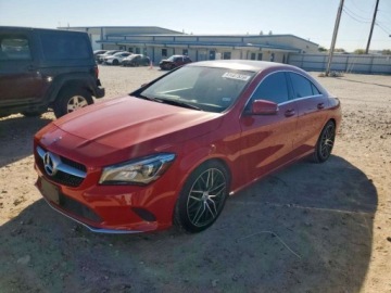 Mercedes CLA C117 2018 Mercedes-Benz CLA 2018 r.,2,0L 2.0 Benzyna 208KM, zdjęcie 2