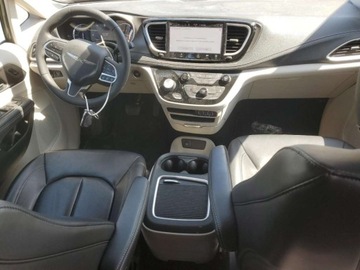 Chrysler Pacifica II 2023 Chrysler Pacifica Hybrid Touring L 2023 3.6l 3.6 Hybryda 260KM, zdjęcie 8