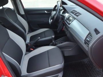 Skoda Fabia III Hatchback 1.0 MPI 75KM 2016 Skoda Fabia 1.0, Salon Polska, GAZ, Klima, zdjęcie 8