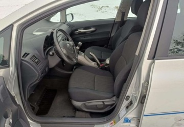 Toyota Auris I Hatchback 1.4 i 16V VVT-i 97KM 2007 Toyota Auris Toyota Auris 1.4 VVT-i 1.4 Benzyna 97KM, zdjęcie 23