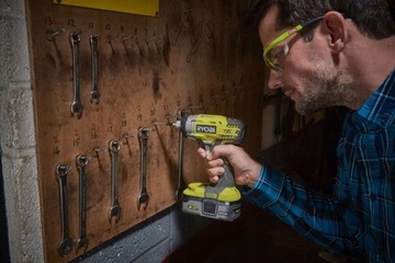 Ударный гайковерт 18 В Ryobi ONE+ RID1801M Ударный гайковерт One+ RID1801M