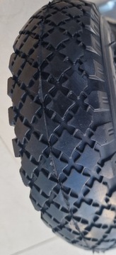 Колесо диаметром 260 мм для тачки, надувное, отверстие в ступице 20 мм.