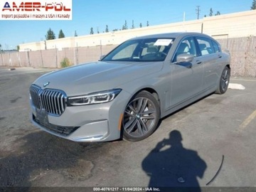 BMW Seria 7 G70 2022 BMW Seria 7 2022 BMW 7 Series 750i xDrive Sedan 4.4 Benzyna 523KM