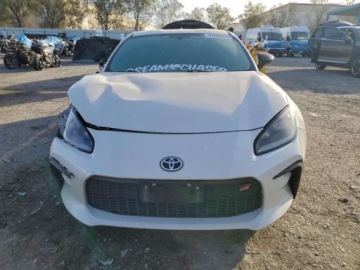 Toyota GR86 2022 Toyota GR86 2022r., Premium, 2.4L, od ubezpieczalni 2.4 Benzyna 231KM, zdjęcie 5