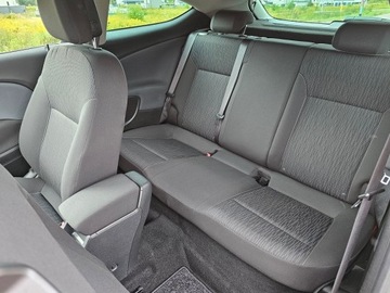 Opel Astra J Hatchback 5d 1.4 Turbo ECOTEC 140KM 2011 Opel Astra GTC 1,4 Turbo 140 KM Navi Kamera Bluetooth, zdjęcie 13