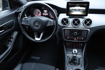 Mercedes CLA C117 Shooting Brake 1.6 200 156KM 2015 Mercedes CLA 200, Skóra, Navi, Xenon, Bi-Xenon, zdjęcie 6
