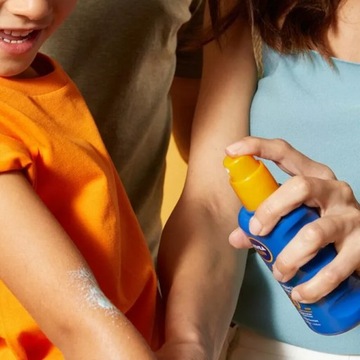NIVEA SUN Nawilżający spray ochronny na słońce dla dzieci KIDS SPF 50 200ml