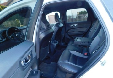 Volvo XC60 II Crossover T5 250KM 2020 Volvo XC 60 2.0T5 z Gwarancja Bezwypadkowy Model 2021r 2.0 Benzyna 250KM, zdjęcie 6