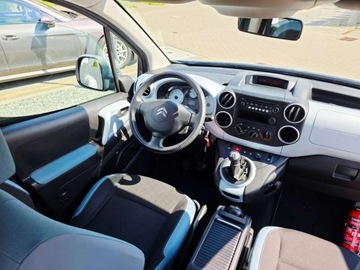 Citroen Berlingo II Combi Facelifting 1.6 HDI 75KM 2015 Citroen Berlingo Multispace___Limited Selection___1.6 HDi 75KM___Pelna His, zdjęcie 20