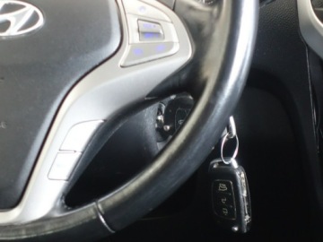 Hyundai ix20 Mikrovan 1.6 CVVT 125KM 2015 Hyundai ix20 1.6 Ben.125KM/Automat/Lift, zdjęcie 25
