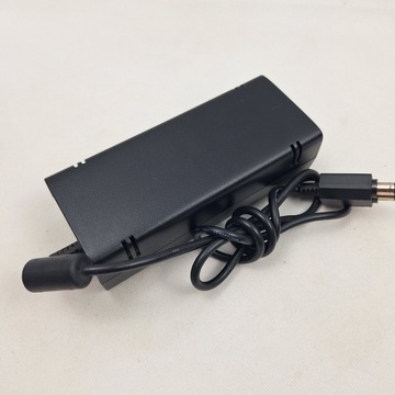 ОРИГИНАЛЬНЫЙ БЛОК ПИТАНИЯ ДЛЯ XBOX 360 SLIM S 135W, проверенный и РАБОТАЮЩИЙ.