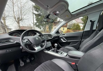 Peugeot 2015 Peugeot 308 Peugeot 308 PureTech 130 Stop amp Start Allure 1.2 Benzyna, zdjęcie 16