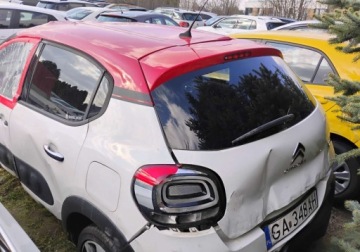 Citroen C3 II Hatchback facelifting 1.2 PureTech 110KM 2016 Citroen C3 112016r SALON POLSKA.1.2 Benzyna. Uszkodzony. Poobijany. Jezdzi, zdjęcie 3