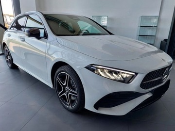 Mercedes Klasa A W177/V177 Hatchback Plug-In Facelifting 1.3 250e 218KM 2025 MERCEDES-BENZ A Klasa 250 e AMG Line 1.3 (218KM) 2025, zdjęcie 2