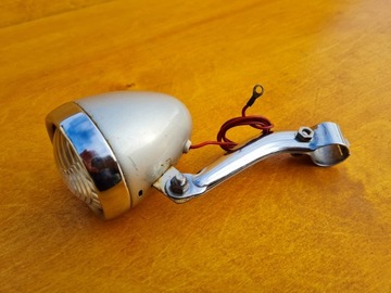 ROWER ZZR LAMPKA PRZÓD Z MOCOWANIEM NIE MALOWANA FAJNA Z PRL