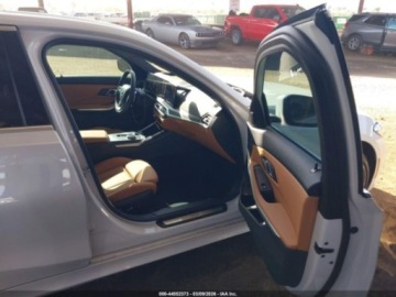 BMW Seria 3 G20-G21 2024 BMW Seria 3 330i, 2024r., 2.0L 2.0 Benzyna 255KM, zdjęcie 8
