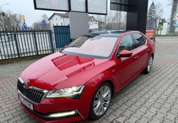 Skoda Superb III Liftback Facelifting 2.0 TSI 190KM 2019 Skoda Superb Skoda Superb 2.0 TSI LampK DSG 2.0 Benzyna 190KM, zdjęcie 3
