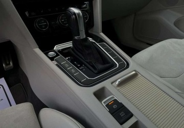 Volkswagen Arteon Fastback 2.0 TSI 190KM 2017 Volkswagen Arteon 2.0 TSI DSG 190 KM bezwypadkowy GWARANCJA navi, zdjęcie 29
