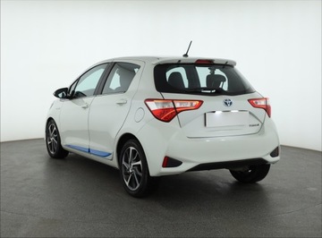 Toyota Yaris III Hatchback 5d Facelifting Hybrid 100KM 2017 Toyota Yaris 1.5 Hybrid, Automat, Skóra, Klima, zdjęcie 3