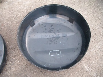 TOYOTA RAV4 II 00-05 КРЫШКА ЗАПАСНОГО ШИНЫ