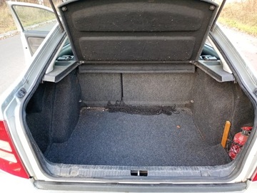 Skoda Octavia I Hatchback 1.9 TDI 110KM 2004 SKODA OCTAVIA I (1U2) 1.9 TDI 110 KM, zdjęcie 12