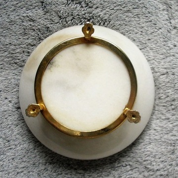 Алебастровая пепельница