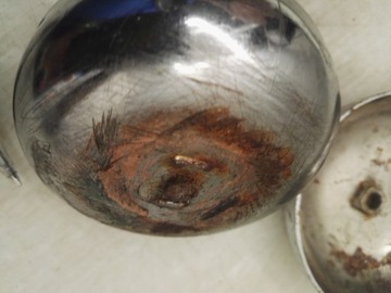 старый велосипедный звонок, диаметр 8см, сломанный