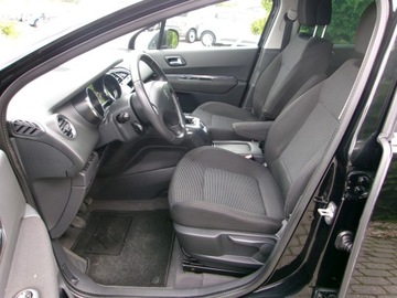 Peugeot 5008 I Minivan 1.6 THP 156KM 2011 Peugeot 5008 Panorama 7 Osobowy, zdjęcie 5