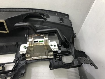 KONZOLA DESKA ROZDĚLOVAČE SUZUKI LIANA EU 01-10