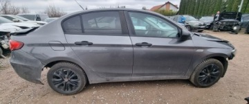 Fiat Tipo II 2019 Fiat Tipo 2019r, 1.4 LPG. Uszkodzony przod i tyl. Jezdzi. 1.4 90KM, zdjęcie 13