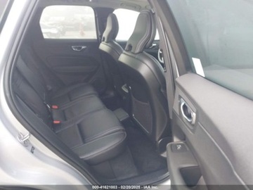 Volvo XC60 II 2023 Volvo XC 60 T8 Ultimate Dark Theme 2023 2.0l 2.0 Hybryda Plug-in 312KM, zdjęcie 8