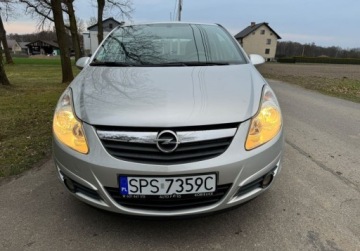 Opel Corsa D Hatchback 1.2 Twinport ECOTEC 80KM 2007 Opel Corsa Bezwypadkowy, zadbany, bez korozji, klimatyzacja 1.2 Benzyna, zdjęcie 1