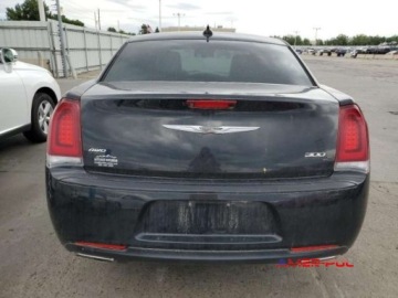 Chrysler 300C II 2019 Chrysler 300 2019 r., 3,6L 300 4X4 3.6 Benzyna 292KM, zdjęcie 4