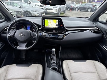 Toyota C-HR I Crossover 1.8 Hybrid 122KM 2018 Toyota C-HR 1.8 Hybrid Selection Toyota C-HR Hybri, zdjęcie 12