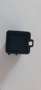 RELÉ SVÍČEK ŽHAVÍCÍCH 04B907281 VW SKODA