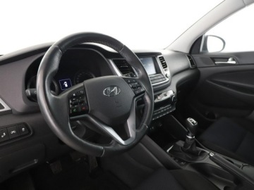 Hyundai Tucson III SUV 1.6 GDI 132KM 2016 Hyundai Tucson klima auto navi grzane fotele, zdjęcie 15