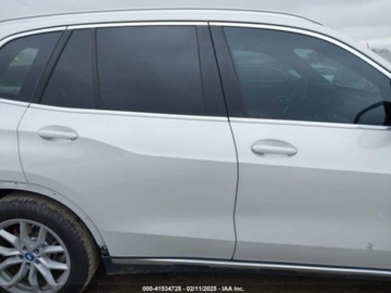 BMW X5 G05 2023 BMW X5 Phev xDrive45E 2023 3.0l 3.0 Hybryda 282KM, zdjęcie 6