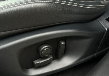 Jaguar F-Pace 2017 Jaguar F-Pace R Sport, Lampy LED, 2.0 D AWD 4x4, Bezwypadkowy Nowy Rozrzad, zdjęcie 12