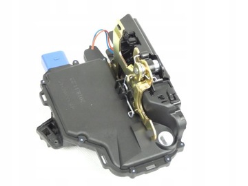 ZAMEK DZRZWI PRÓD PRAWY VOLKSWAGEN POLO 9N 10.01-04.05