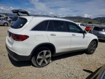 Mercedes GLC C254/X254 2022 Mercedes-Benz GLC 300 2022 2.0 Benzyna 255KM, zdjęcie 3