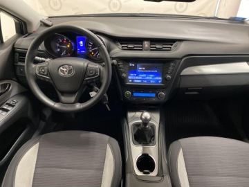 Toyota Avensis III Wagon Facelifting 2015 2.0 D-4D 143KM 2017 Toyota Avensis 2.0 D-4D Premium III (2009-) Toyota, zdjęcie 2